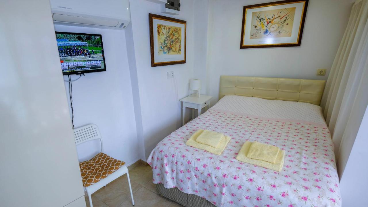 Teras butik apart Karaburun  Bagian luar foto