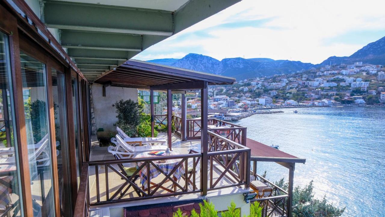 Teras butik apart Karaburun  Bagian luar foto