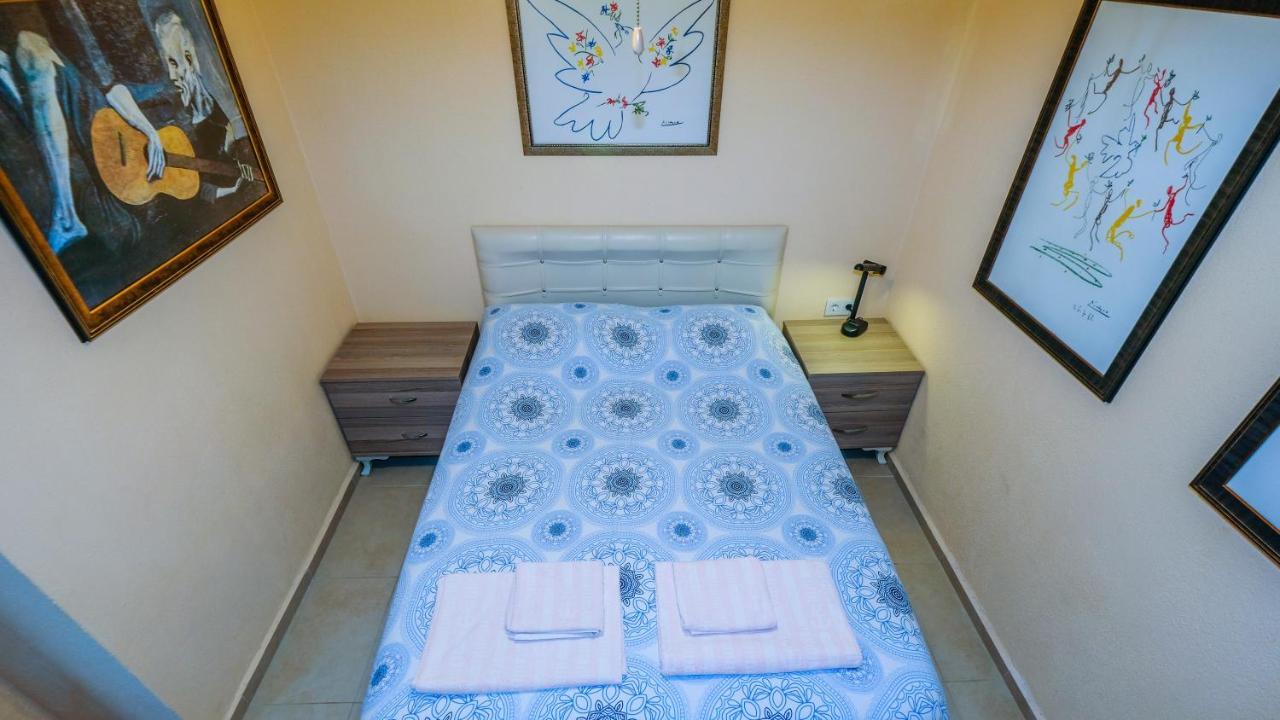 Teras butik apart Karaburun  Bagian luar foto